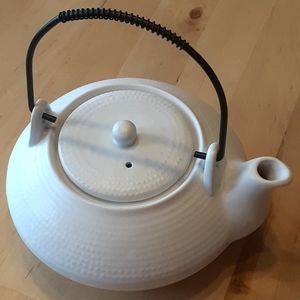Torre & Tangus Asian Teapot